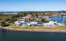 Peninsula Court 5- River Front- Stone Real Estate Yamba